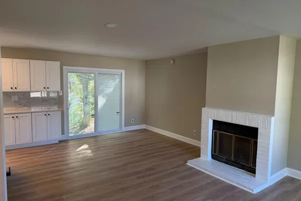 39 BRAMBLING LN