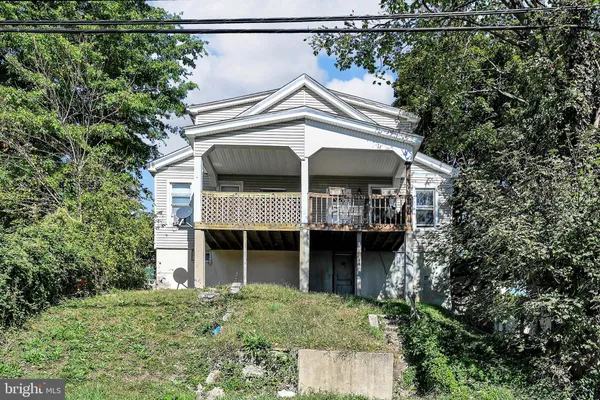 301 SPRING GARDEN ST