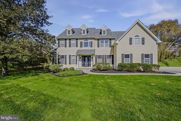 29 ANGELICA DR