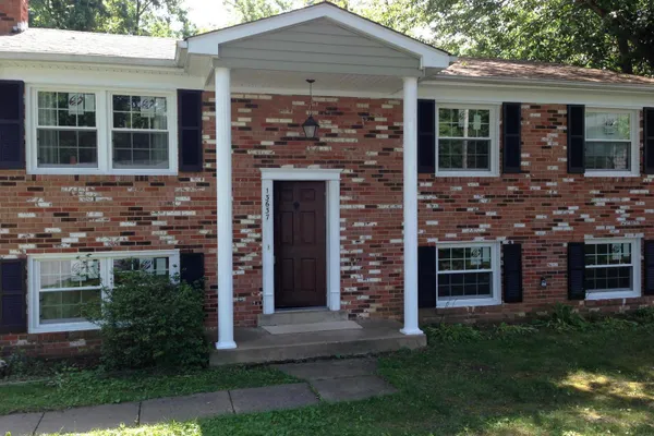 13637 LYNBROOK CT