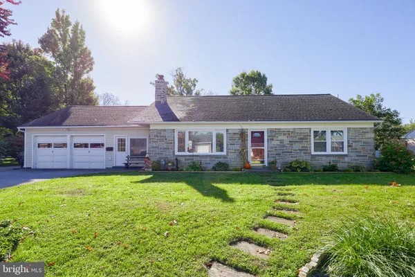 84 ROSE AVE