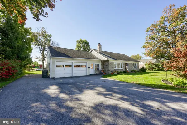 84 ROSE AVE