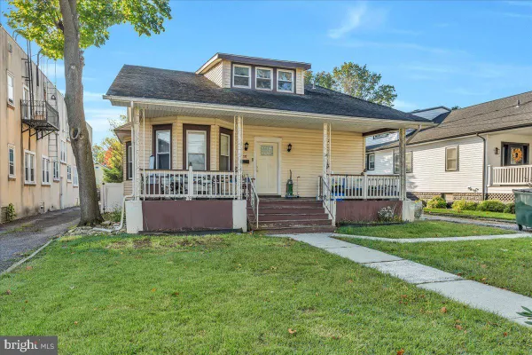110 E BETTLEWOOD AVE