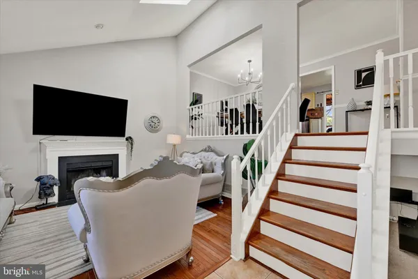 2 HARROD CT