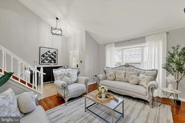 2 HARROD CT