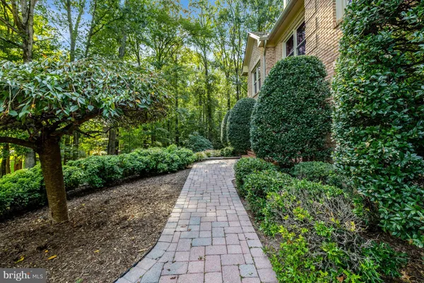 6290 HOMAR POND CT