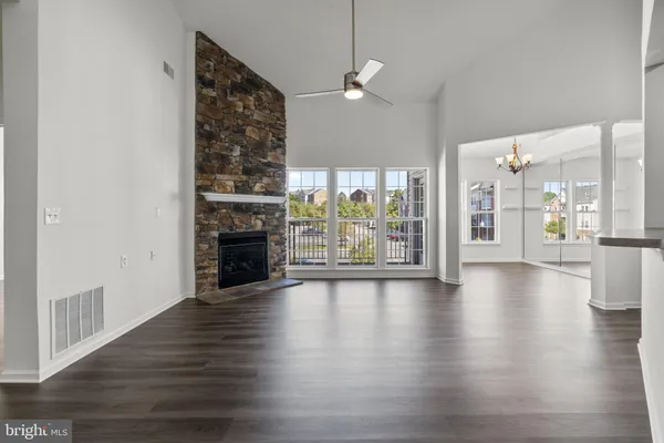 2495 AMBER ORCHARD CT 301
