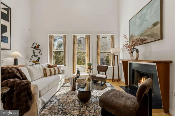 2023 KALORAMA RD 4