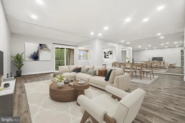 1 STONEHENGE CIR 9