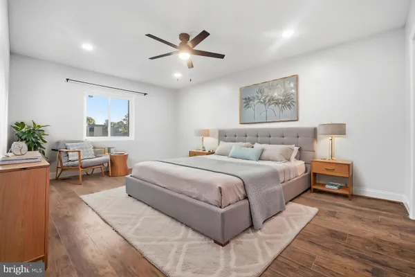 1 STONEHENGE CIR 9