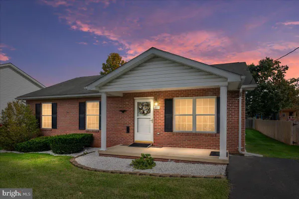 277 MILLER DR