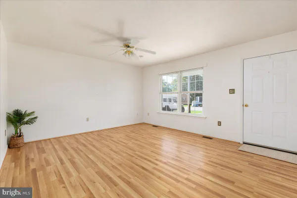 277 MILLER DR