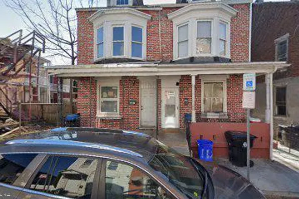 110 N SUMMIT ST