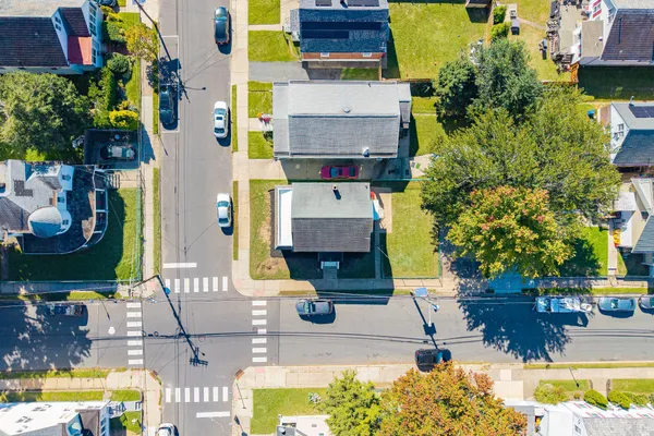 103 MARSHALL AVE