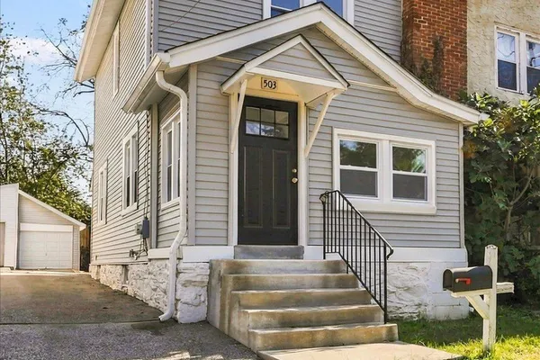 503 WOODLAND DR