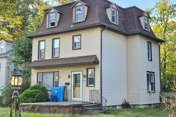 12 KIRKWOOD RD