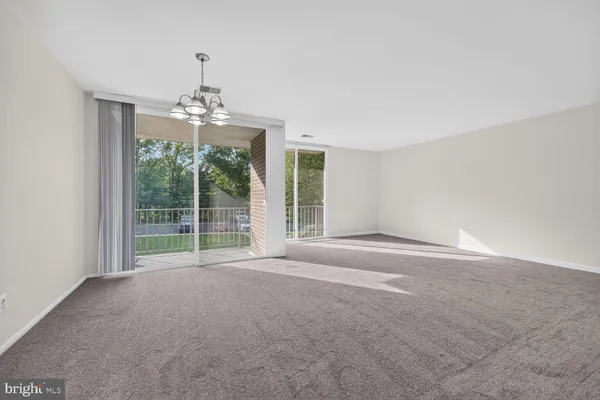 10251 PRINCE PL 32-106