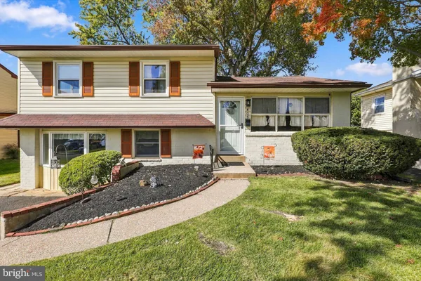 405 GOODWIN RD