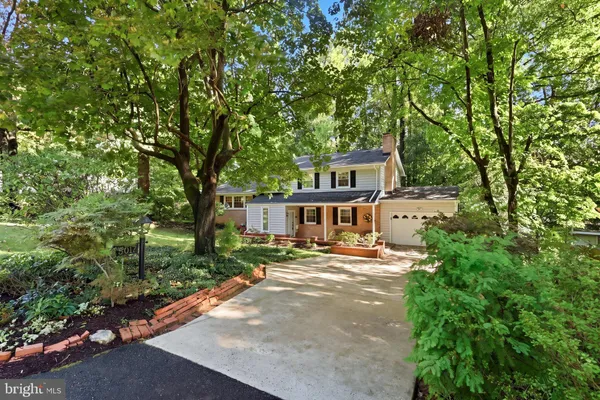 5017 DODSON DR