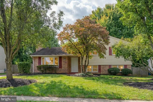 14717 LOCK DR
