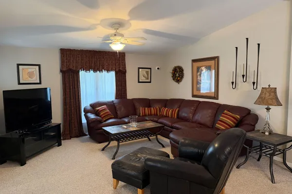 3501 S LINCOLN AVE 67
