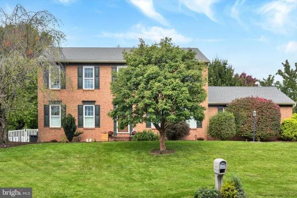 1140 HETRICK AVE