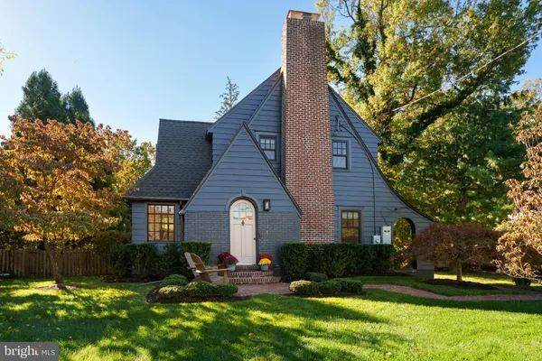 114 KING GEORGE RD