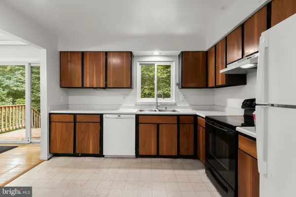 10405 MAYWIND CT