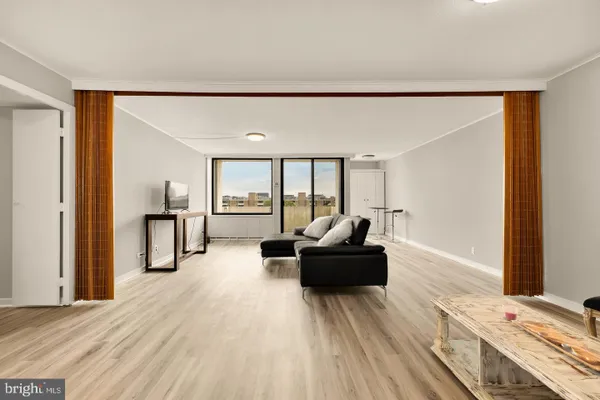 430 M ST N807