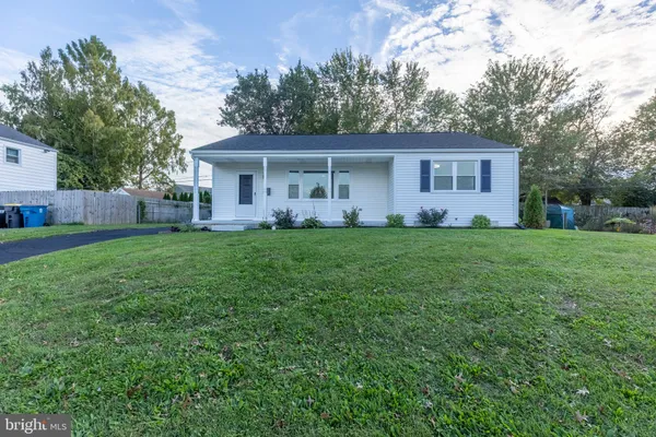 111 S DILLWYN RD