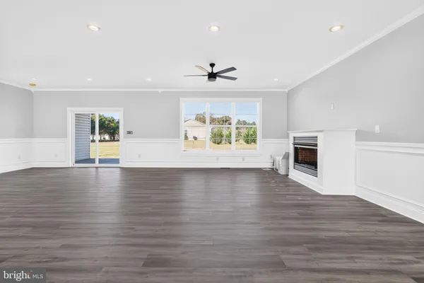 24562 BEAVER WAY