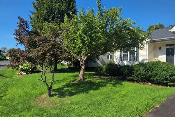451 KEARNS DR