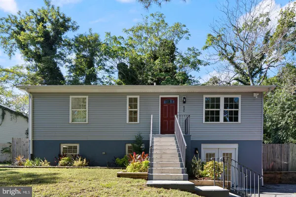 426 SEAGULL LN