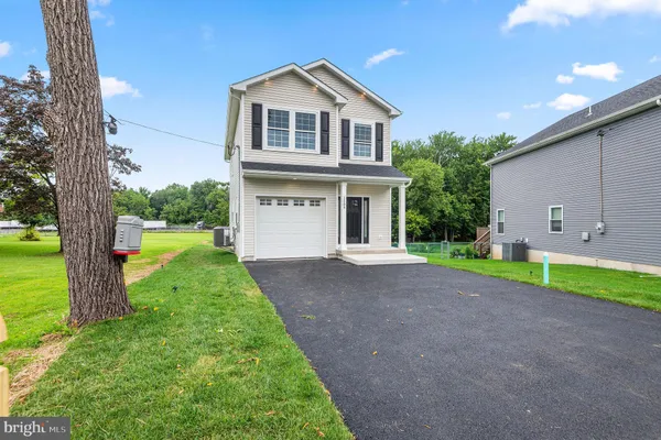 1509 RIVER RD