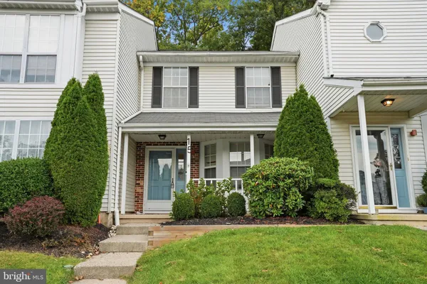 15 FAIR OAKS CT