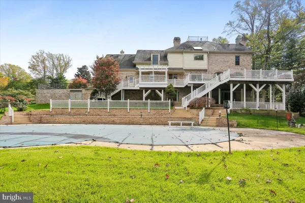 11612 LAKE POTOMAC DR