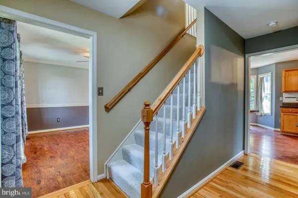 15412 LAKE BREEZE LN