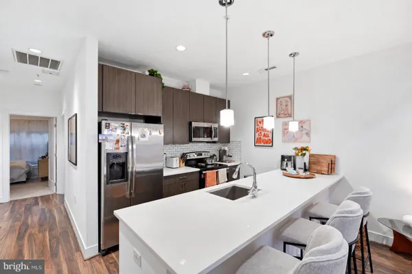 1111 ORREN ST 502