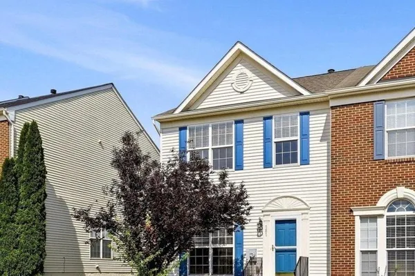 181 OXBOW DR