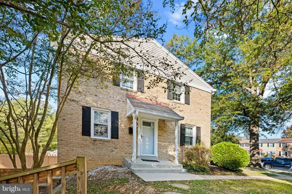 1870 SHARWOOD PL