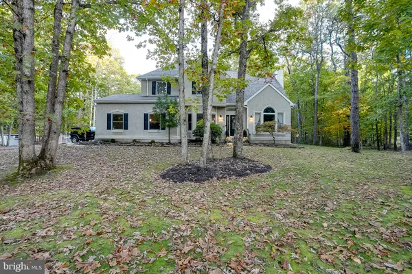 12 HARVEST LN