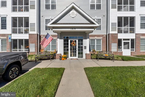1819 SELVIN DR 304