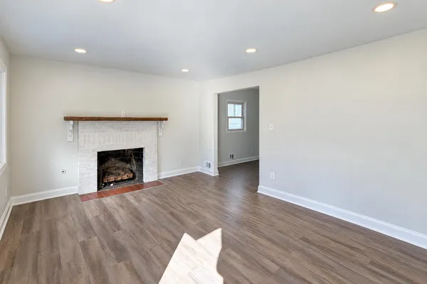 3007 FAIRHILL RD