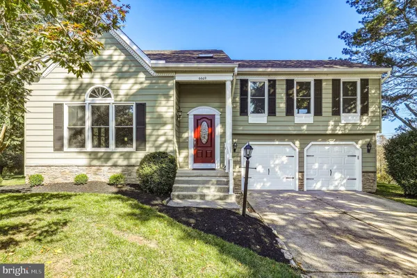 6609 JUNE APPLE CT