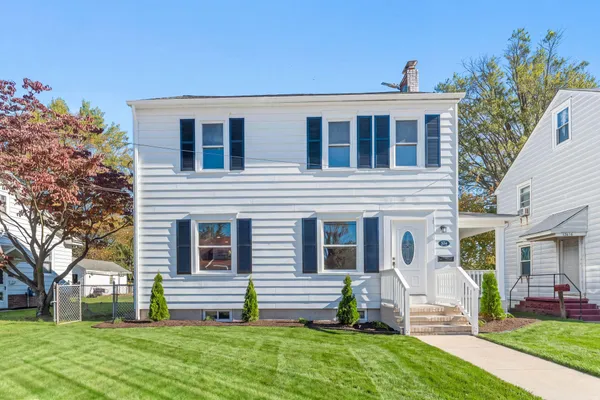 324 ALLEN AVE