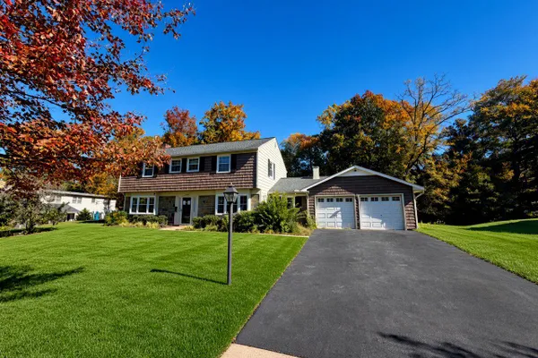 12805 CEDARBROOK LN