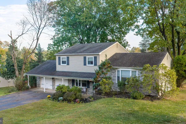 2627 SKYVIEW