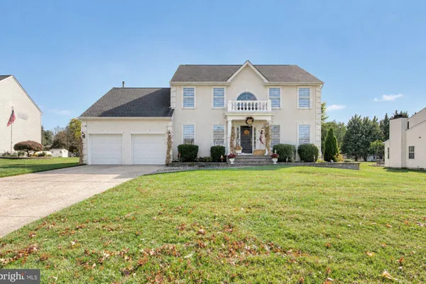 12 STEEPLECHASE DR