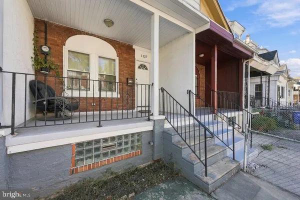 1127 PRINCESS AVE