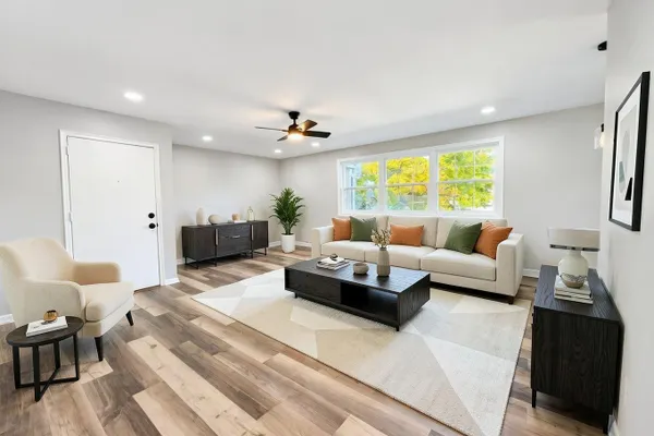 403 S MAIN ST B200
